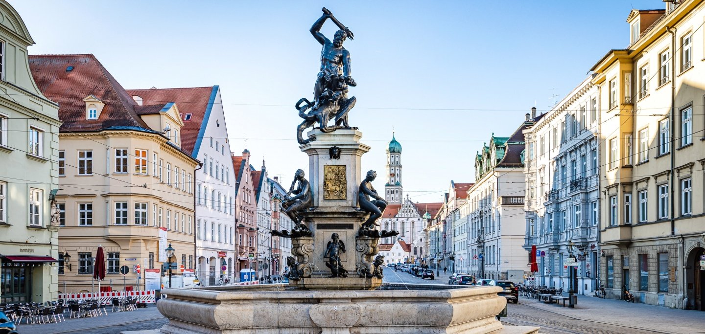 ⛲ 헤라클레스 분수 (헤르쿨레스브루넨)